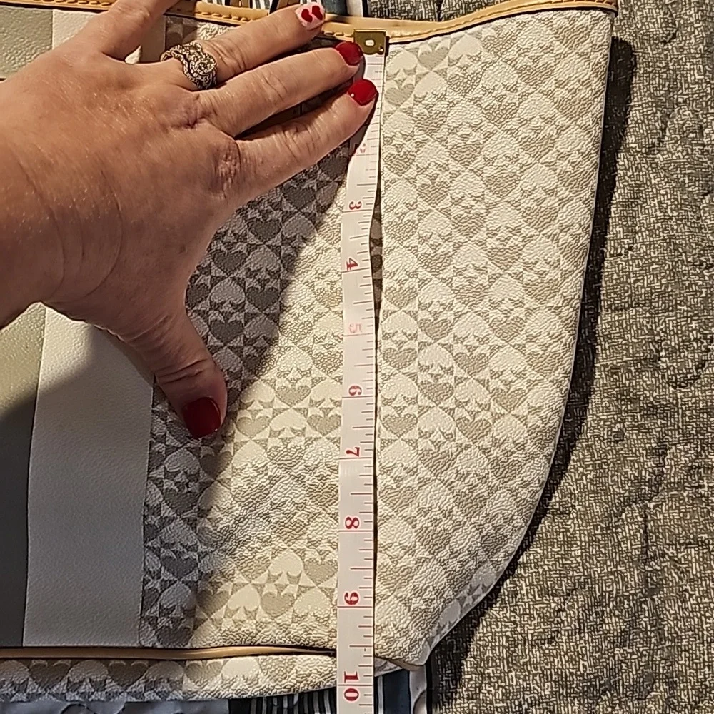 Kate Spade purse - Picture 11 of 16